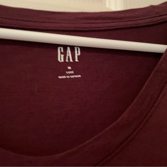 NWOT GAP Maroon Luxe Tee-Sz Med - Picture 3 of 4